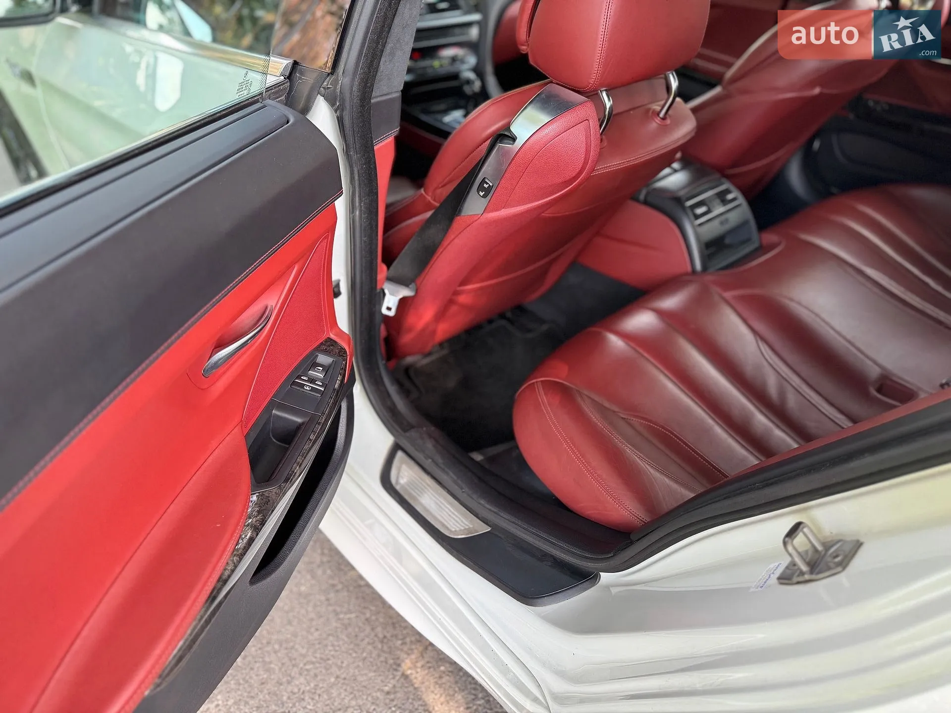 2012 BMW 6er - мініатюра 16