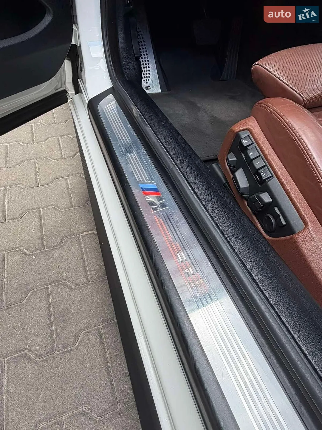 2012 BMW 6er - мініатюра 18