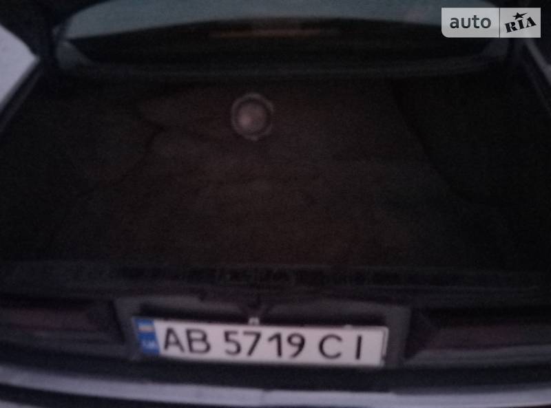 Седан BMW 7 Series 1989 в Виннице