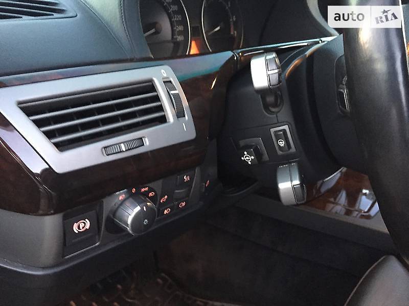 Седан BMW 7 Series 2006 в Киеве