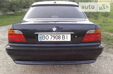 Седан BMW 7 Series 2000 в Тернополе