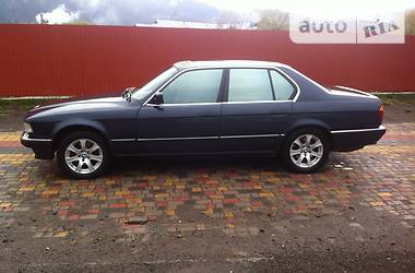 Седан BMW 7 Series 1990 в 