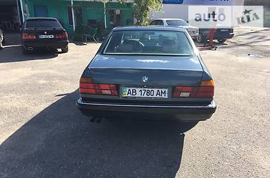 Седан BMW 7 Series 1991 в Одессе