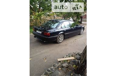 Седан BMW 7 Series 2000 в Ровно