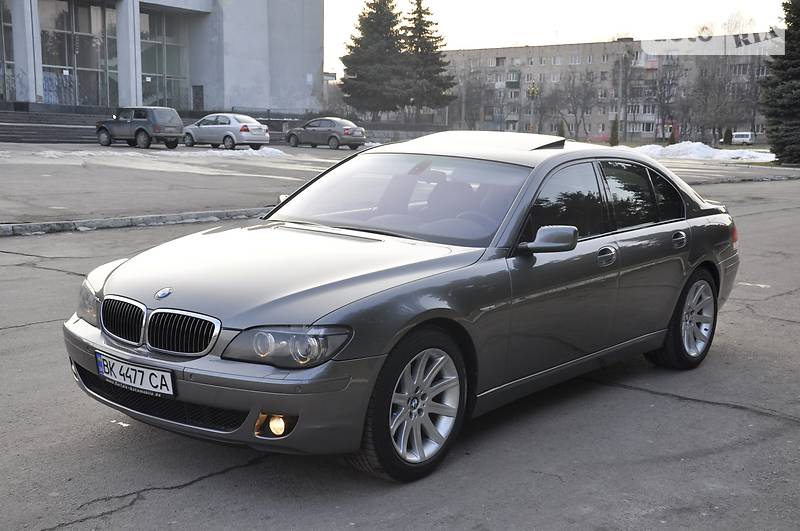 Седан BMW 7 Series 2006 в Ровно