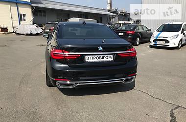 Седан BMW 7 Series 2016 в Киеве