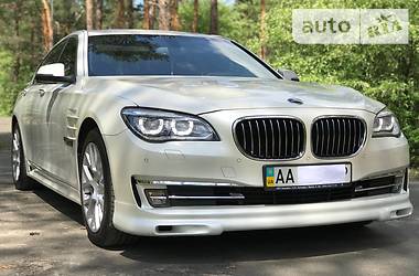 Седан BMW 7 Series 2015 в Киеве