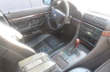 Седан BMW 7 Series 2000 в Дніпрі