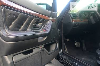 Седан BMW 7 Series 2000 в Виннице