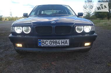 Седан BMW 7 Series 2000 в Червонограде