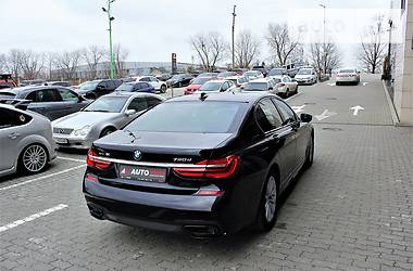 Седан BMW 7 Series 2017 в Львове