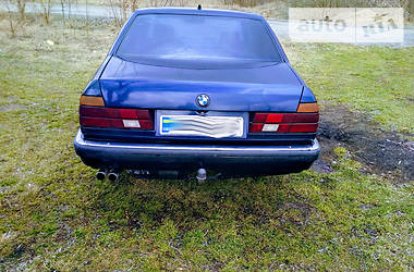 Седан BMW 7 Series 1992 в Лубнах