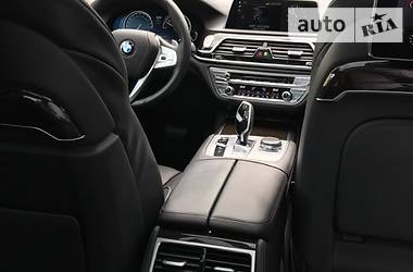 Лимузин BMW 7 Series 2018 в Днепре