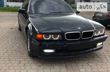 Седан BMW 7 Series 1998 в Новоселице
