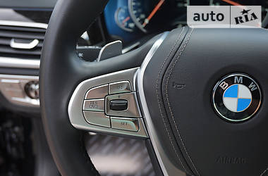 Седан BMW 7 Series 2018 в 