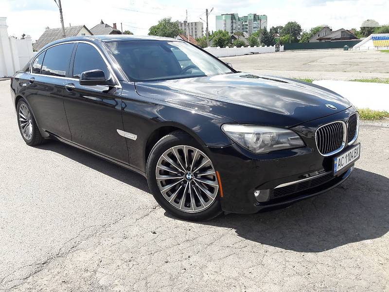 Седан BMW 7 Series 2012 в Луцке