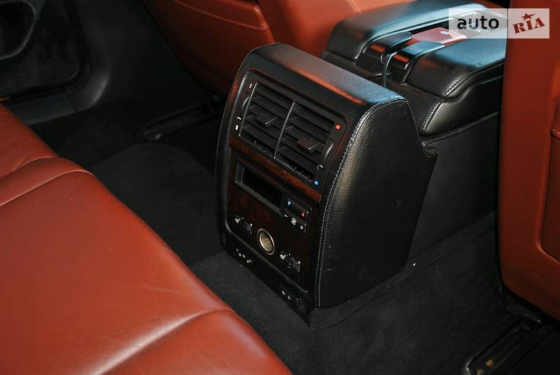 Седан BMW 7 Series 2001 в Староконстантинове