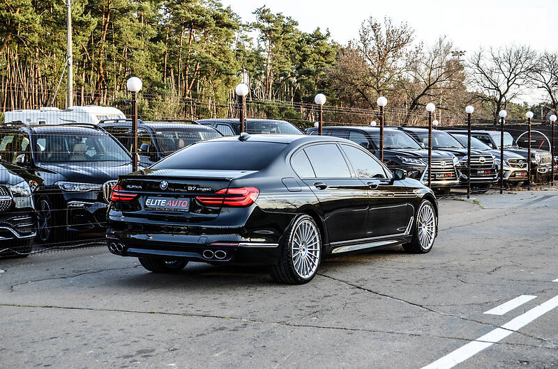 Седан BMW 7 Series 2016 в Києві