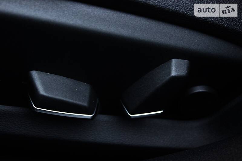Седан BMW 7 Series 2013 в Одесі