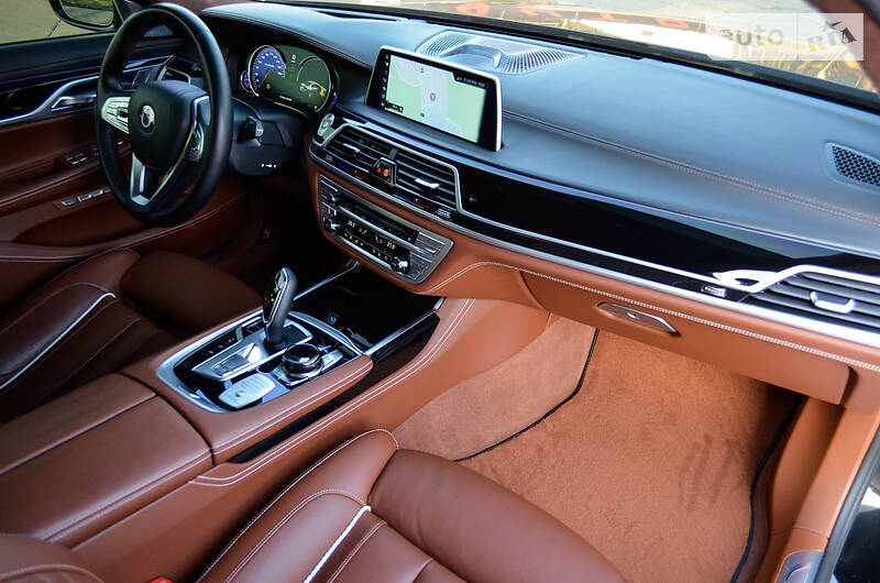 Седан BMW 7 Series 2016 в Києві