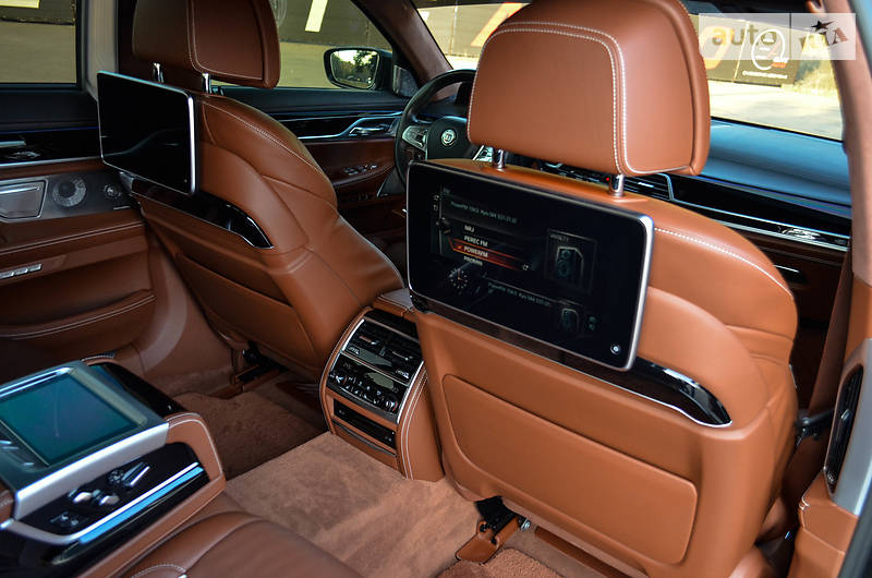 Седан BMW 7 Series 2016 в Києві