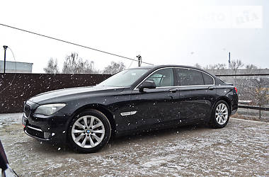 Седан BMW 7 Series 2011 в 
