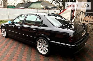 Седан BMW 7 Series 1996 в 