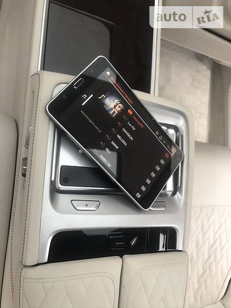 Седан BMW 7 Series 2019 в Києві