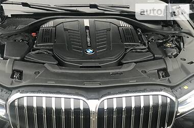 Седан BMW 7 Series 2019 в 
