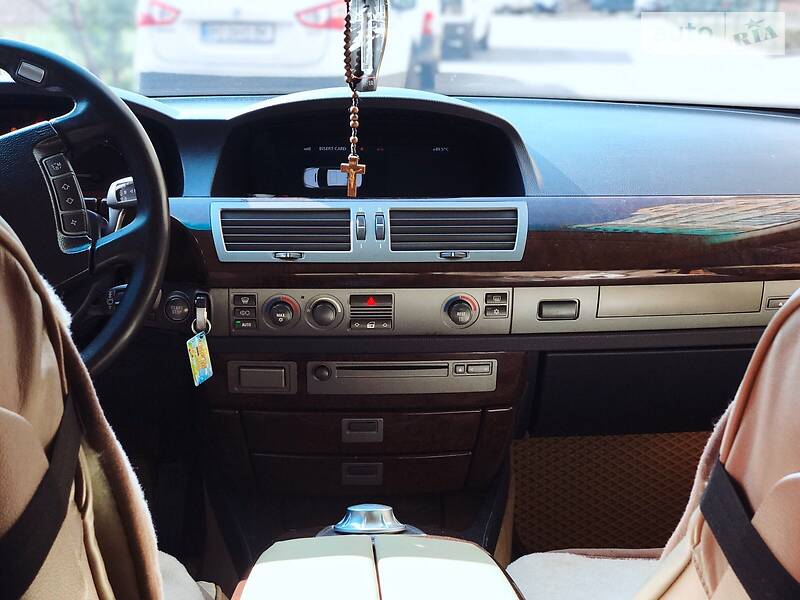 Седан BMW 7 Series 2002 в Тернополі