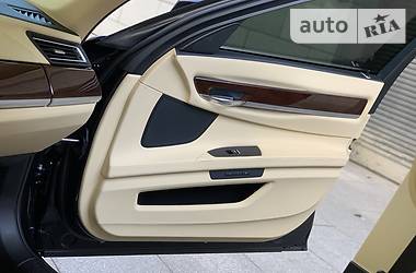 Седан BMW 7 Series 2011 в 