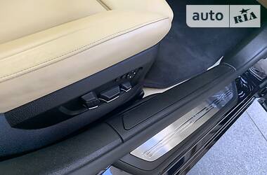 Седан BMW 7 Series 2011 в 