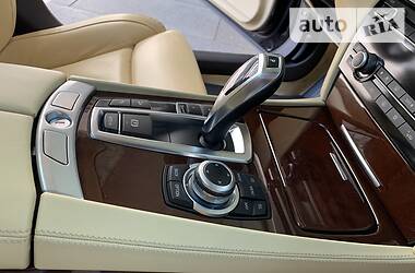 Седан BMW 7 Series 2011 в 