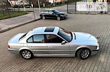 Седан BMW 7 Series 2001 в 