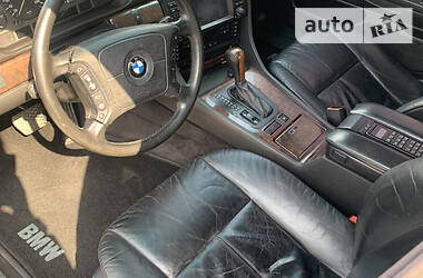 Седан BMW 7 Series 1996 в 
