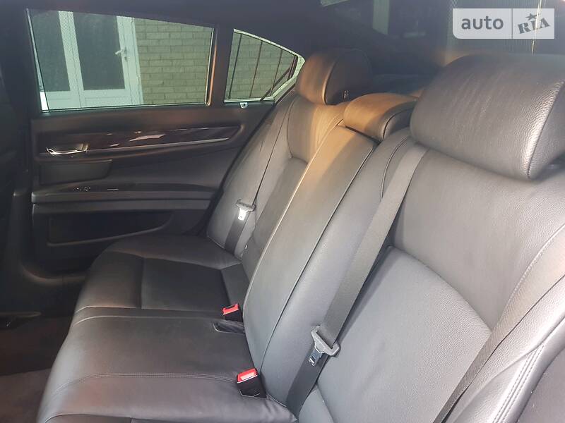 Седан BMW 7 Series 2009 в Вінниці