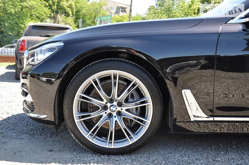 Седан BMW 7 Series 2017 в Одессе
