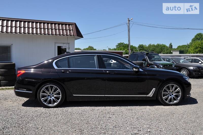 Седан BMW 7 Series 2017 в Одессе