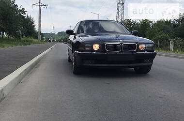 Седан BMW 7 Series 1998 в Мукачево