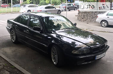 Седан BMW 7 Series 2000 в Киеве