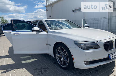 Седан BMW 7 Series 2011 в 