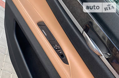 Седан BMW 7 Series 2011 в 