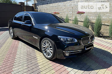 Седан BMW 7 Series 2014 в 