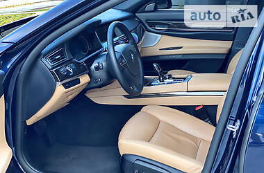 Седан BMW 7 Series 2014 в 