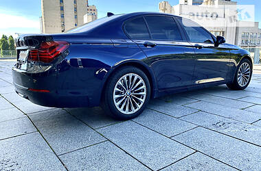 Седан BMW 7 Series 2014 в 