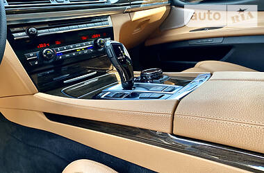 Седан BMW 7 Series 2014 в 