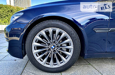 Седан BMW 7 Series 2014 в 