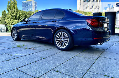 Седан BMW 7 Series 2014 в 