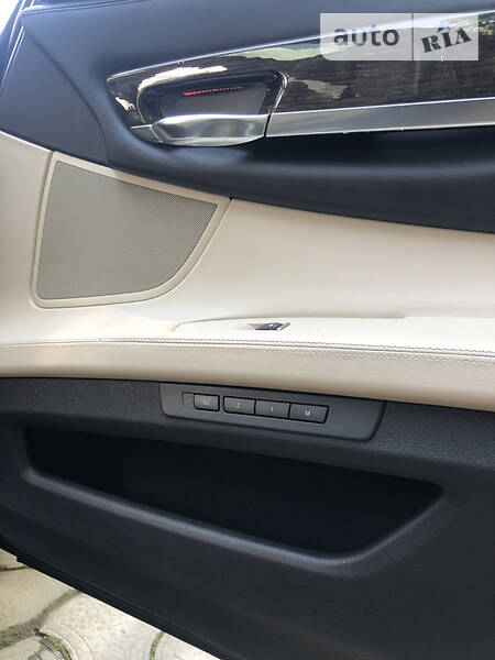 Седан BMW 7 Series 2011 в Івано-Франківську