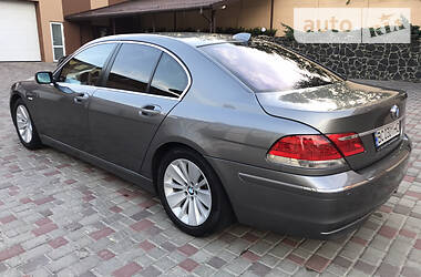 Седан BMW 7 Series 2006 в Ровно